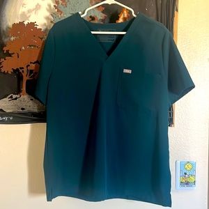 Figs Caribbean Blue Catarina one pocket scrub top Size XL